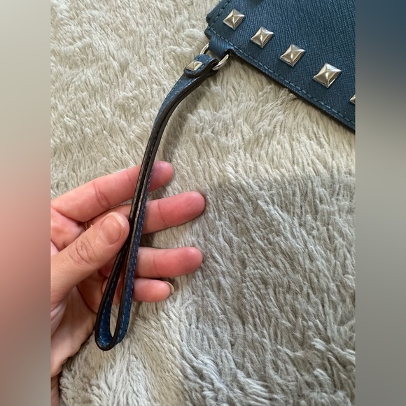 2 Michael Kors wristlets - Picture 7 of 16